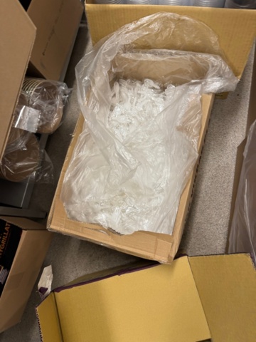 1405430-7 Lot of consumables from grocery store