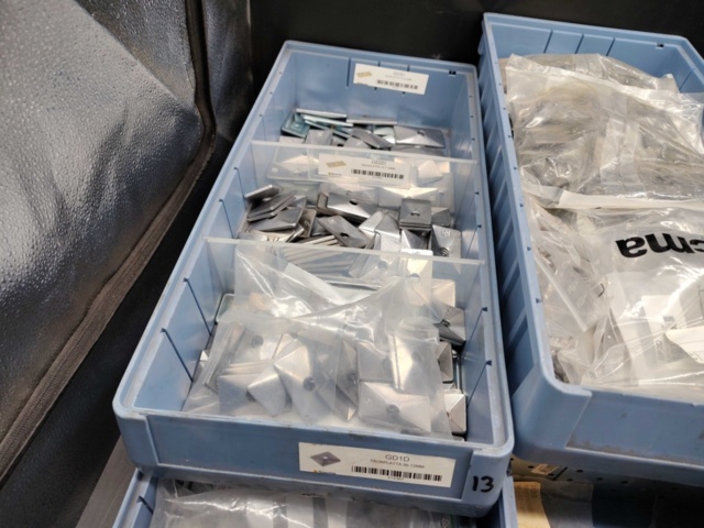 1472870-2 Cover plates, lot – metal, mixed models, for assembly