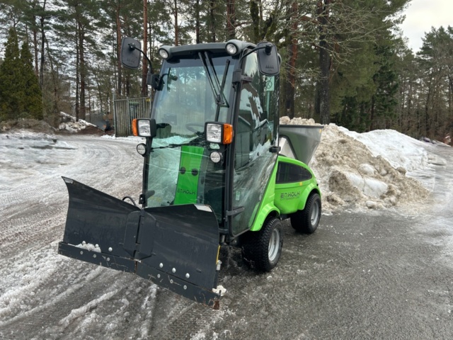 1411409-1 Redskapsbärare med tillbehör – Egholm City Ranger 2260 -2022, endast 360 h