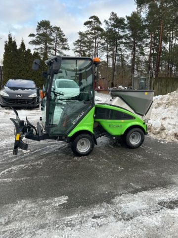 1411409-12 Redskapsbärare med tillbehör – Egholm City Ranger 2260 -2022, endast 360 h