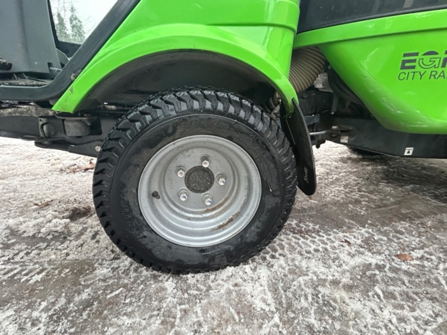 1411409-16 Redskapsbärare med tillbehör – Egholm City Ranger 2260 -2022, endast 360 h