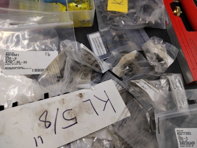 1472871-6 Miscellaneous electrical and automotive materials, lot - fuses, connectors, LED lights, hand tools