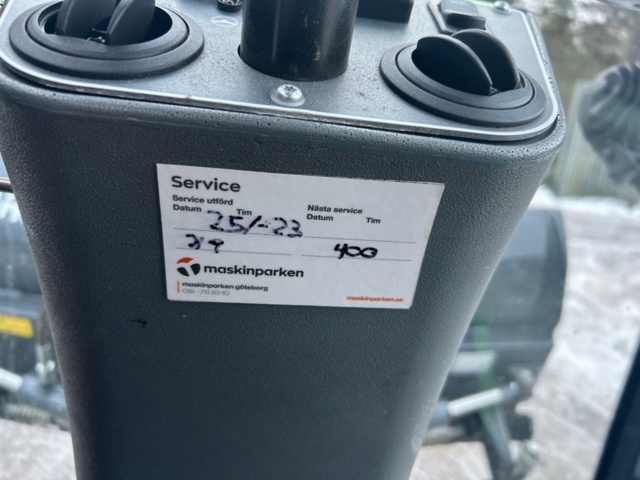 1411409-30 Redskapsbärare med tillbehör – Egholm City Ranger 2260 -2022, endast 360 h