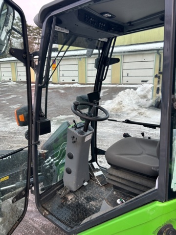 1411409-31 Redskapsbärare med tillbehör – Egholm City Ranger 2260 -2022, endast 360 h
