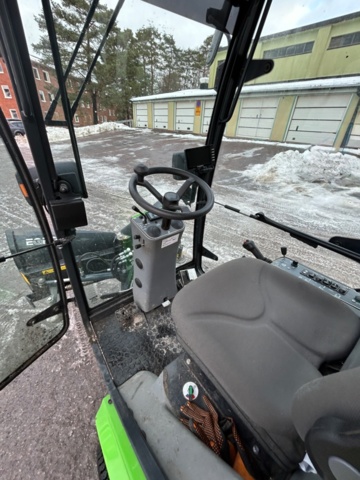 1411409-34 Redskapsbärare med tillbehör – Egholm City Ranger 2260 -2022, endast 360 h