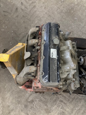 1404412-1 V8 engine with associated straight-engine - Chevrolet 305