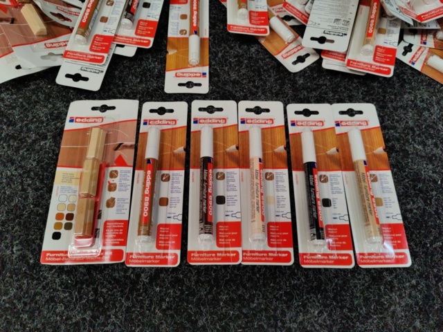 1470686-3 Möbelpennor och möbelreparationskit edding
