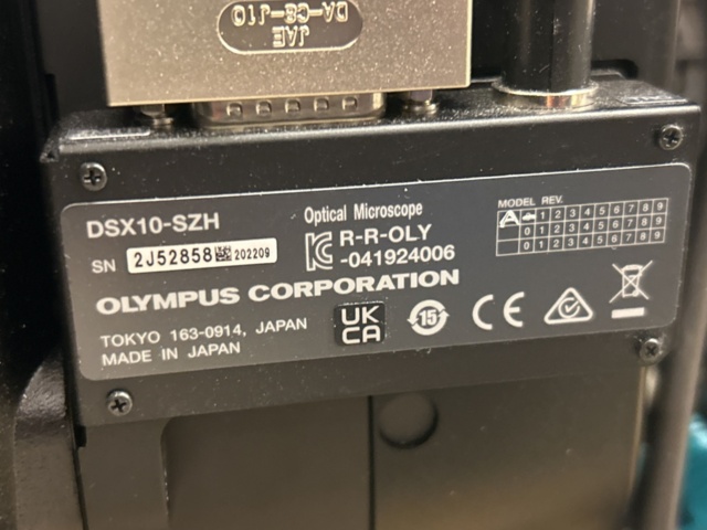 1435630-20 Optiskt digitalt mikroskop med tillbehör - Olympus DSX1000