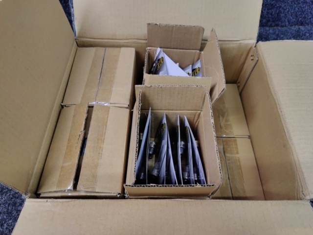 1475536-6 108 pcs pack. Total 216 bits