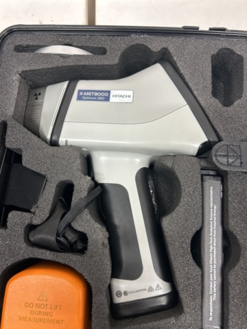 1435635-2 Handhållet röntgenfluorescensanalysverktyg med bordsstativ - Hitachi X-MET8000 Optimum GEO