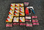 1475542 Staple gun & staples