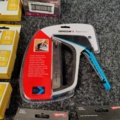 1475542-3 Staple gun & staples