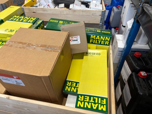 1404421-4 Blandpall med filter – Mann Filter, Fleetguard, Hifi Filter m.fl.