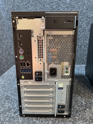 1384642-10 Dator - Dell Precision 3640