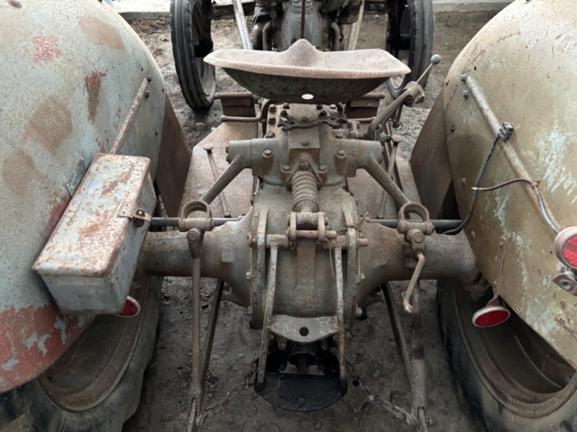 1404427-7 Traktor – Ferguson TEA -1949