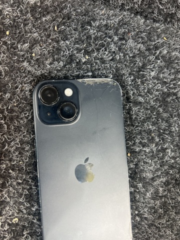 1431716-2 iPhone 15  - Apple