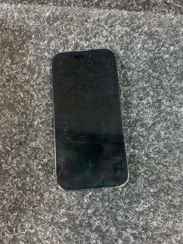 1431716-5 iPhone 15  - Apple