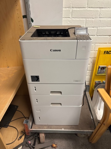 1368242-3 Office furniture - Desks, filing cabinets, shelves, etc.