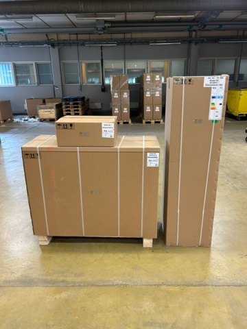 1475728-1 9 kW luft/vatten värmepump från Energy Save, ansluts till befintligt värmesystem.K64