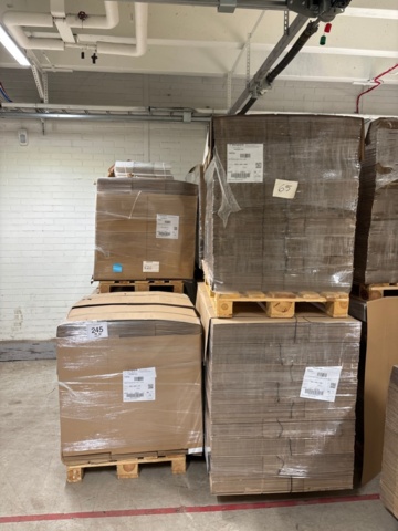 1368245-9 Pallets approx. 13 pcs with packaging material