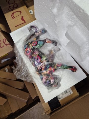 1351392-18 Lager med heminredning