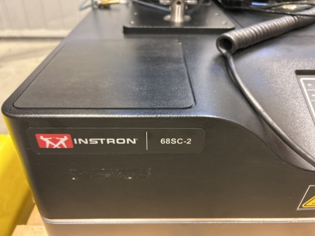 1435643-4 Tensile Testing Machine - Instron 68SC-2