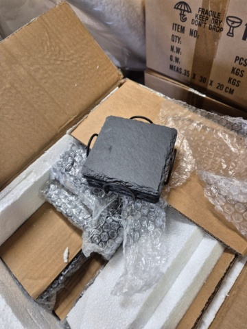 1351392-38 Lager med heminredning