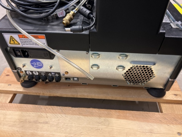 1435643-10 Tensile Testing Machine - Instron 68SC-2