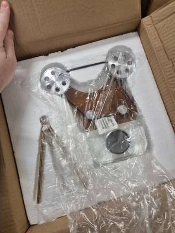 1351392-44 Lager med heminredning