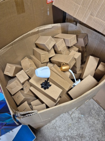 1351392-97 Lager med heminredning