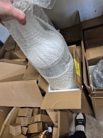 1351392-105 Lager med heminredning