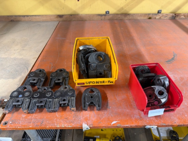 1449409-1 Press heads for press machines