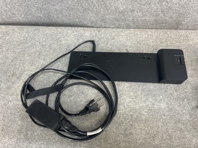 1454803-15 Bärbar dator med tillbehör - HP EliteBook 840 G5