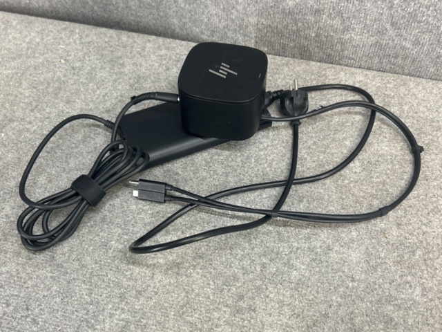 1454803-16 Bärbar dator med tillbehör - HP EliteBook 840 G5