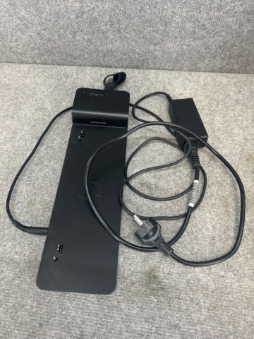 1454804-17 Bärbar dator med tillbehör - HP EliteBook 840 G6