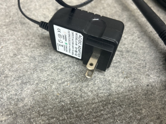 1454805-4 Kommunikationsradios med laddare - Baofeng & Zodiac