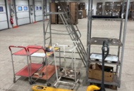 1368284 Pallet trucks, storage trolleys, ladders and garbage bag holders