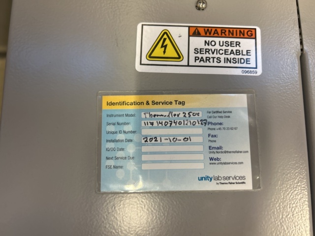 1435647-7 ICP-MS-analysutrustning med kylaggregat, vakuumpump och dator – Thermo Scientific iCAP TQe