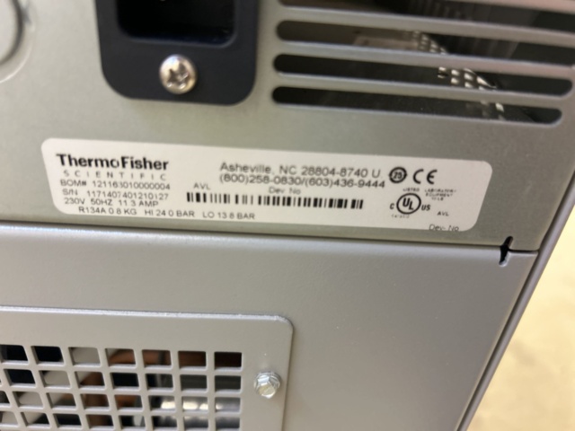 1435647-9 ICP-MS-analysutrustning med kylaggregat, vakuumpump och dator – Thermo Scientific iCAP TQe