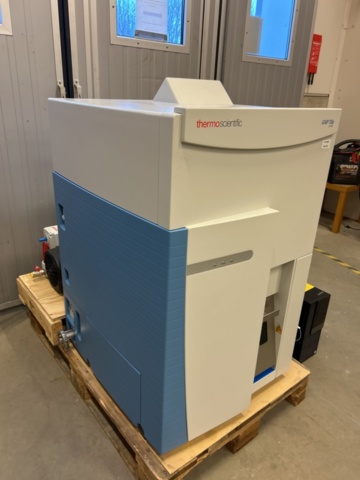 1435647-11 ICP-MS-analysutrustning med kylaggregat, vakuumpump och dator – Thermo Scientific iCAP TQe