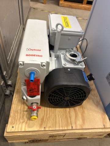 1435647-19 ICP-MS-analysutrustning med kylaggregat, vakuumpump och dator – Thermo Scientific iCAP TQe