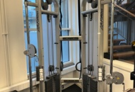 1424013 Kabelmaskin med dubbla viktmagasin - Life Fitness