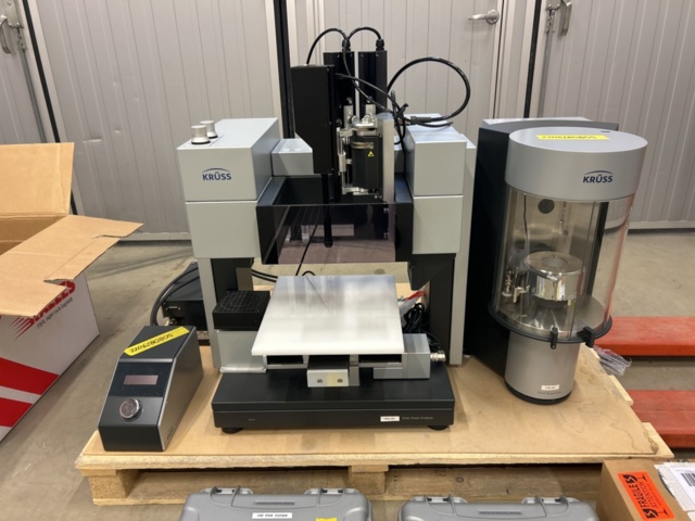 1435649-2 Utrustning för kontaktvinkel- och tensiometrimätning – KRÜSS DSA100E med krafttensiometer