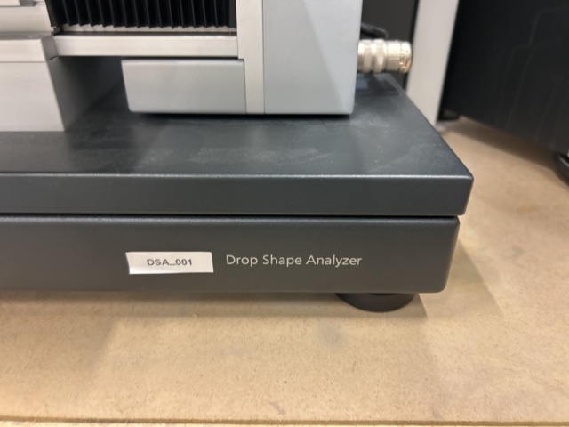 1435649-5 Utrustning för kontaktvinkel- och tensiometrimätning – KRÜSS DSA100E med krafttensiometer