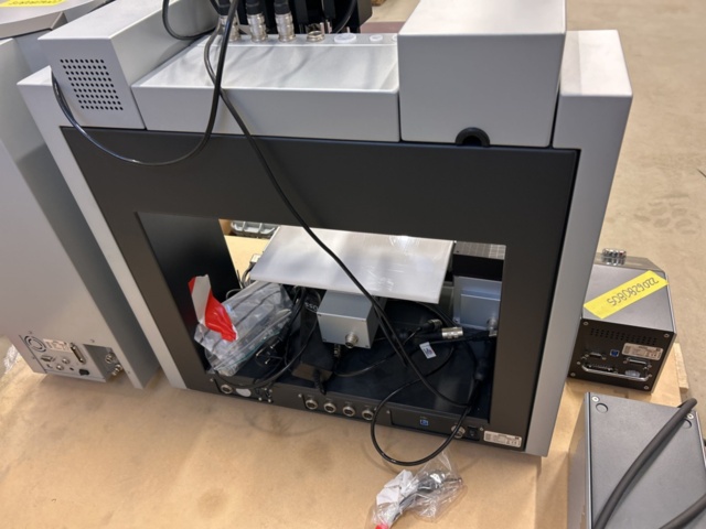 1435649-8 Utrustning för kontaktvinkel- och tensiometrimätning – KRÜSS DSA100E med krafttensiometer