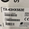 1475928-2 43" TV Panasonic TX-43HX582E