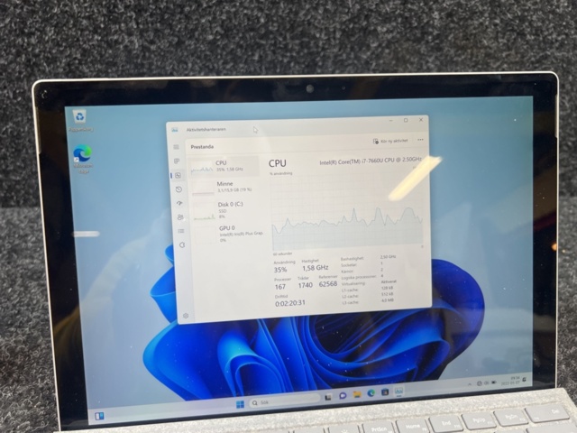 1384653-3 Surfplatta med tangentbord - Microsoft Surface Pro