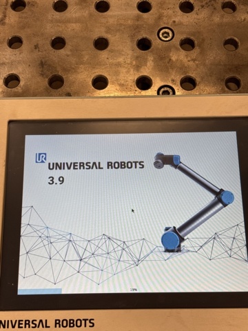 1476175-25 Universal Robots UR10 robotsvetscell med Migatronic svets