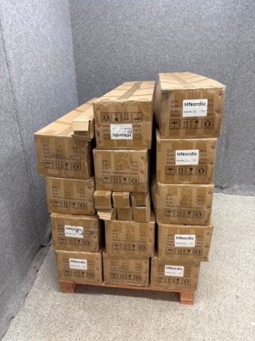 1436489-17 Lot of approx. 170 fluorescent tubes and lighting - Mixed makes and models