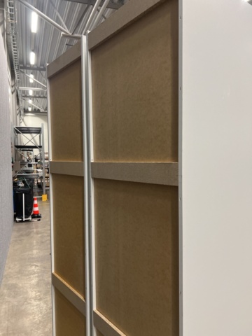 1476629-6 2 wardrobes / tall cabinets